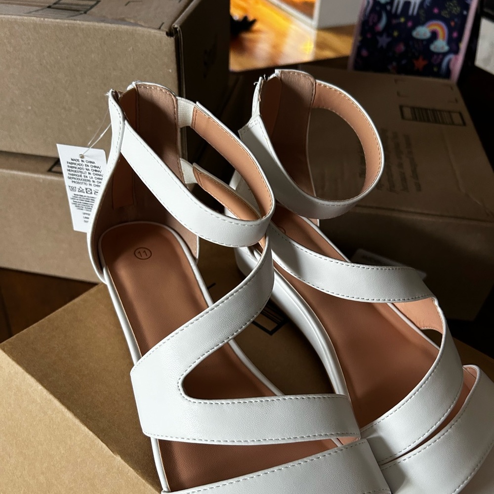 Women's White Strappy Ankle-Wrap Sandals